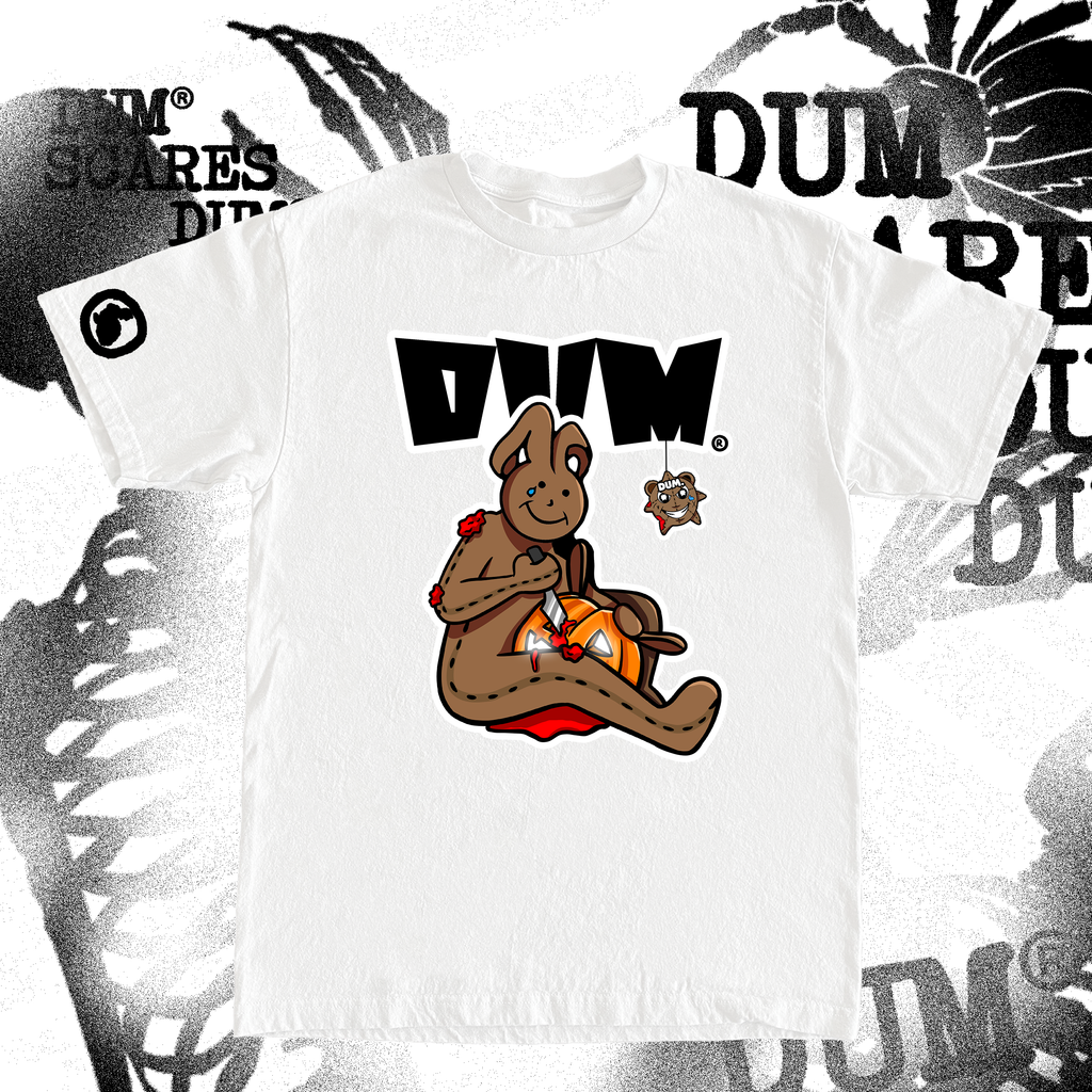 DUM SCARES GRAPHIC TEE