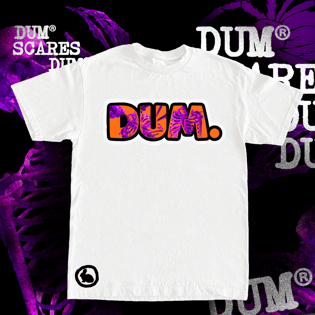 DUM SCARES LABEL SHIRT